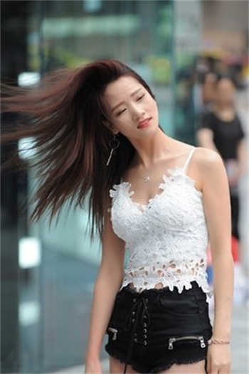 美容院的秘密服务中文