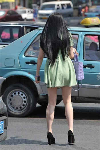 有夫之妇与快速递员
