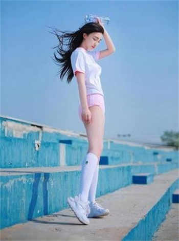 爱上小奶糕