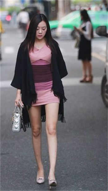 丝袜熟妇阿姨