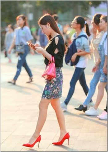 马里亚纳暗网