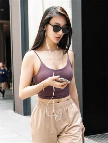 附近约聊app是真的吗