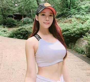 王姨和梅姨双开二度小说