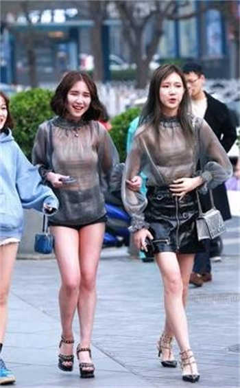 妻子黑人健身教练