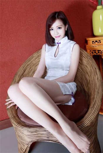 生活在爱情公寓里的二货