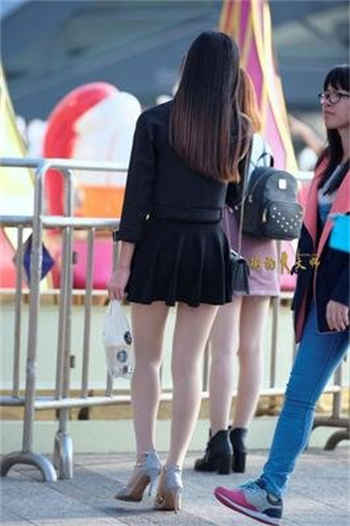 抖音女王哭的浑身大汗