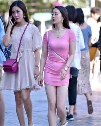 女客户要求男销售陪