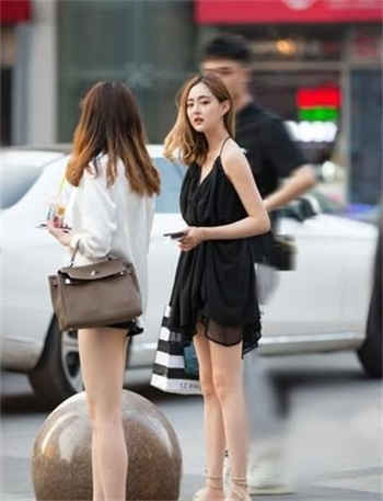怎么和女生说幽默早安