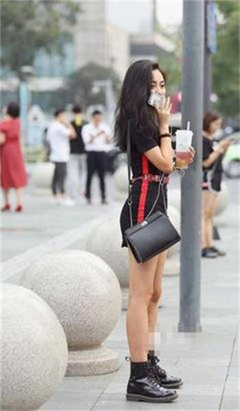 伊犁园xyz视频人入口18