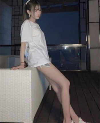 分身留在她体内一夜