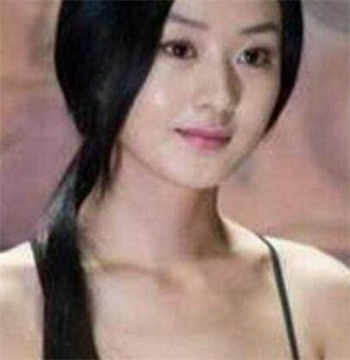 见雪深byfunny2333