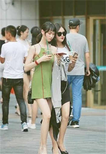 我和朋友去露营r2安卓汉化