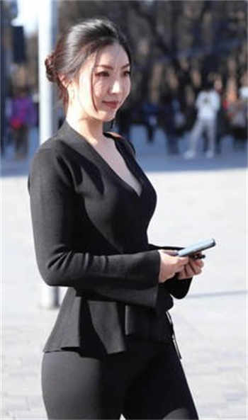 相府嫡女退婚赐婚残王