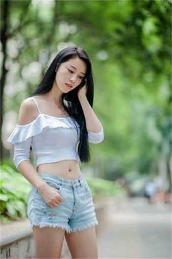 囚禁虐身鞭打女主