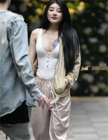 部长她没有威严
